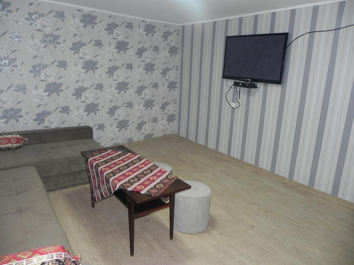 Old Yard Guest House 第比利斯 外观 照片