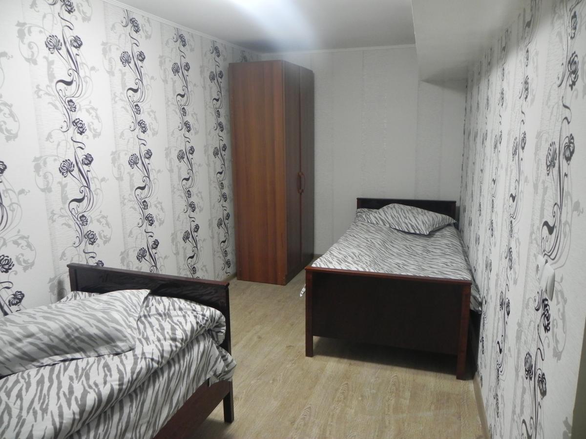 Old Yard Guest House 第比利斯 外观 照片